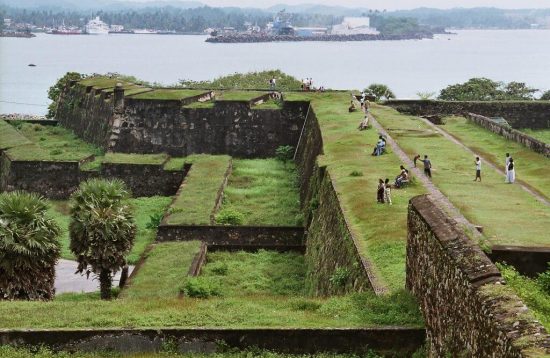 Visit-Galle-Fort-Sri-Lanka