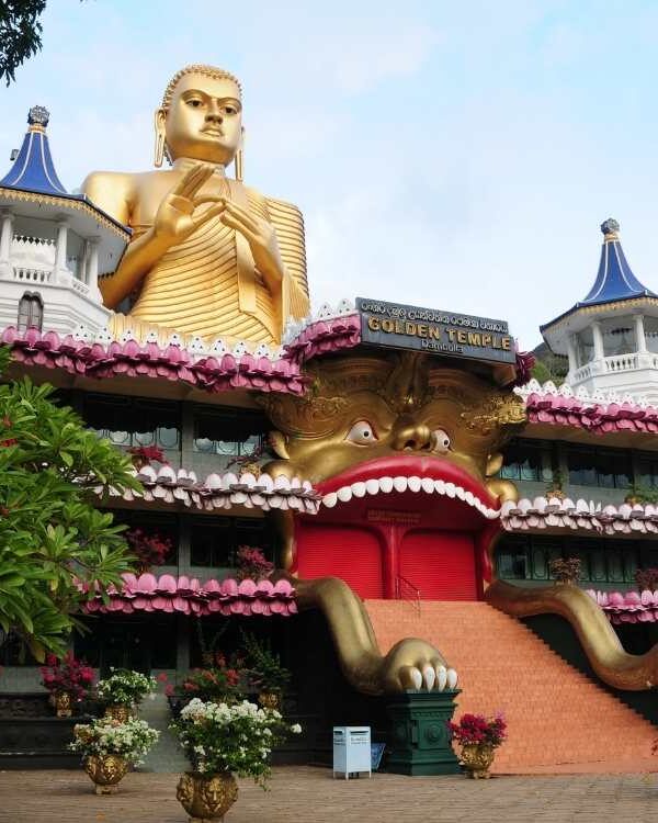 Cultural landmarks and temples in Sri Lanka