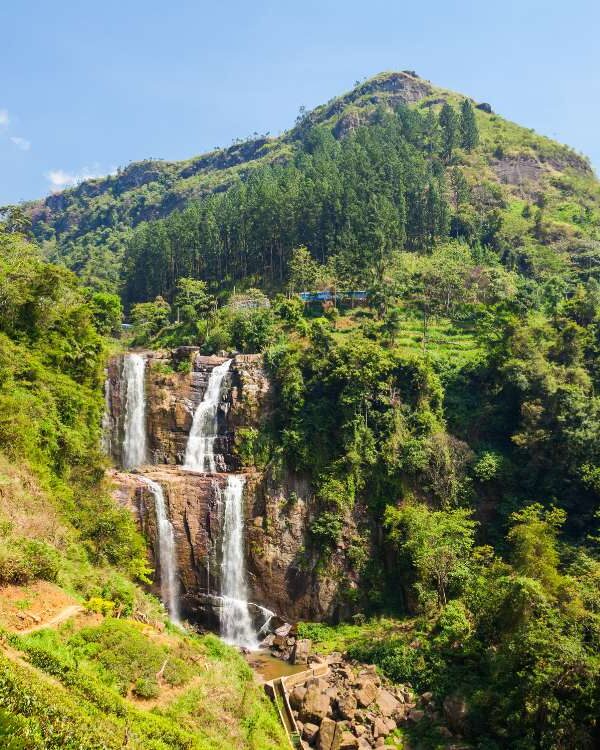 Ramboda falls in Nuwaraeliya srilanla