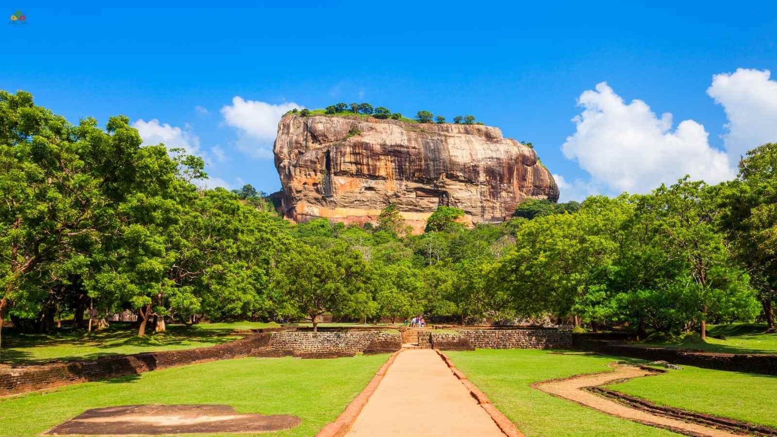 Sri Lanka tour packages with private and custom travel experiences